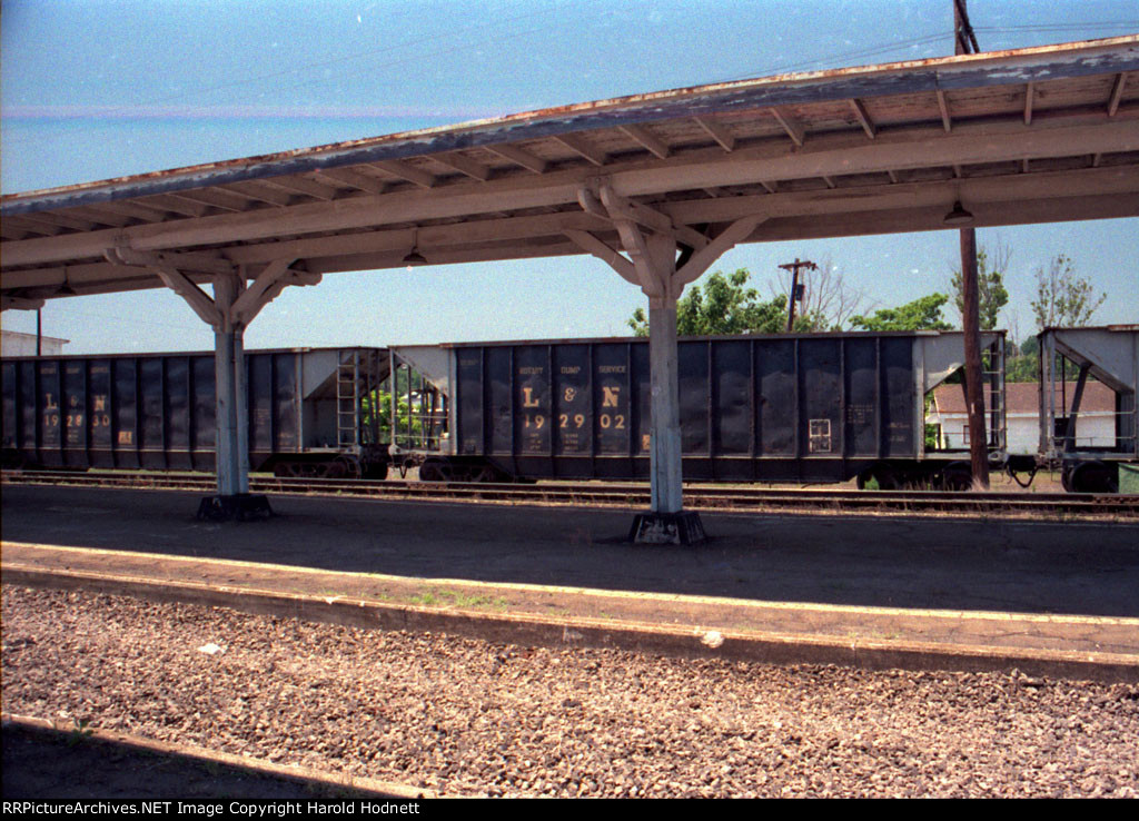 View from the unused platforms at Seaboard Station